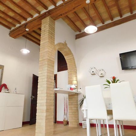 Otello Guest House Montalcino Buitenkant foto